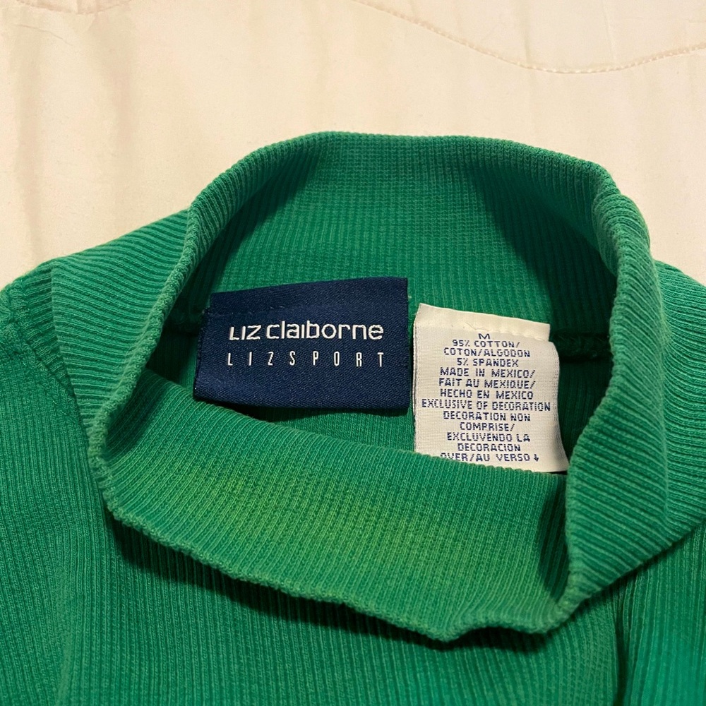 Turtle neck shirt